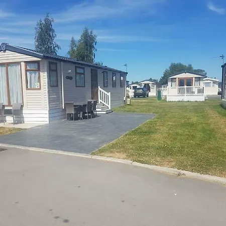 Flamingo Land Le Maple Grove Caravan Hire Κάμπινγκ