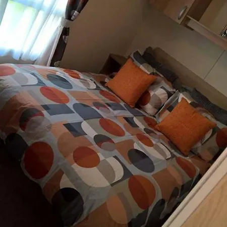 Flamingo Land Le Maple Grove Caravan Hire Kirby Misperton