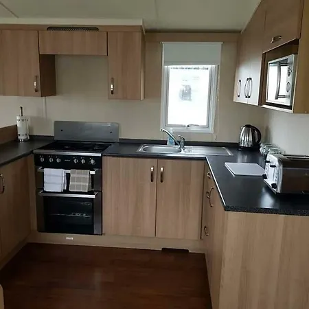Flamingo Land Le Maple Grove Caravan Hire Camping Kirby Misperton